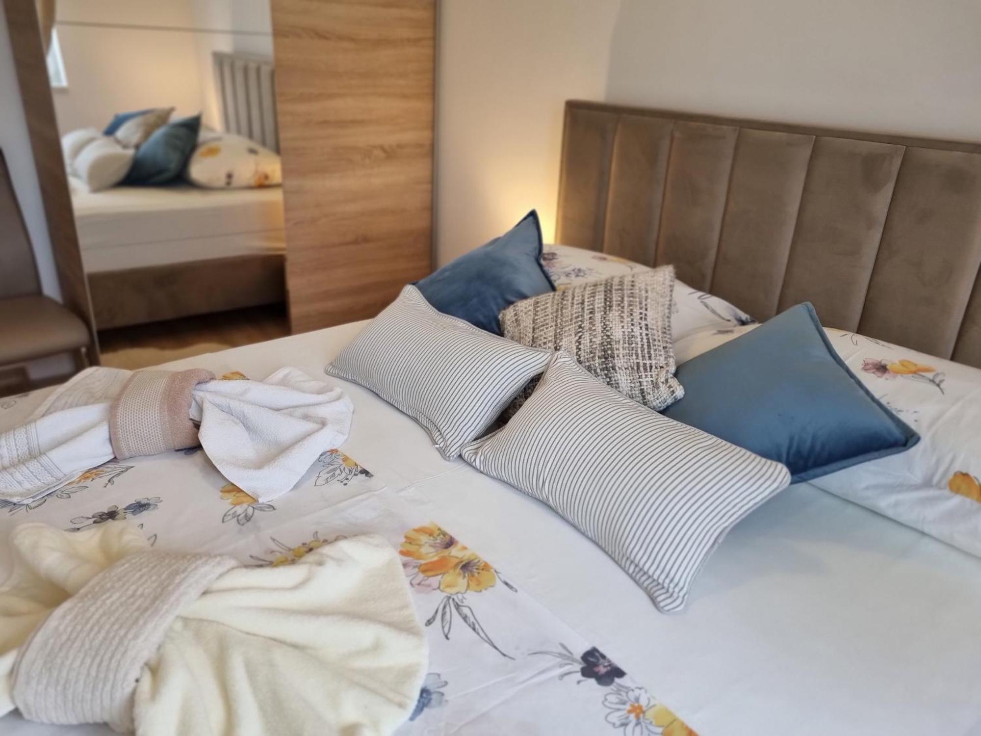 Apartments Manuel Banjol Εξωτερικό φωτογραφία